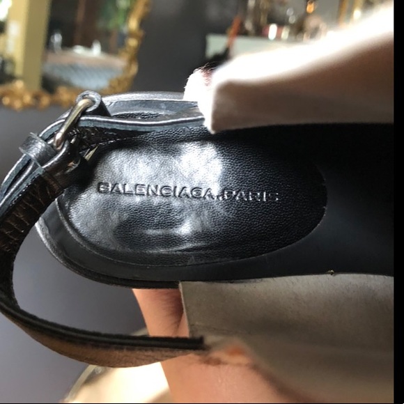 Balenciaga Striped Calf Hair Glove Sandals - Picture 11 of 11